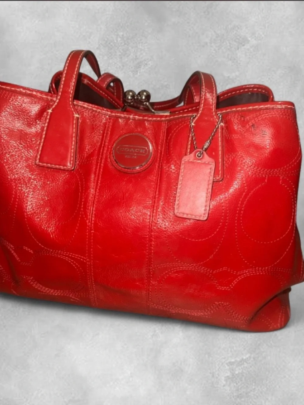 Vintage Y2K Coach Red Patent Leather Kiss Lock Carryall Tote Shoulder Bag F15658